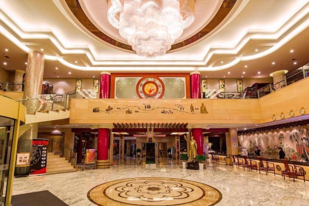 New Friendship Hotel Luoyang  Dış mekan fotoğraf