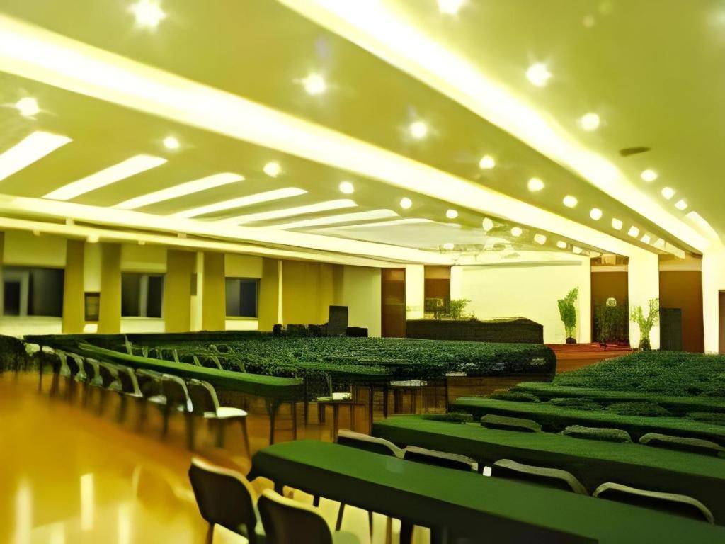 New Friendship Hotel Luoyang  Dış mekan fotoğraf